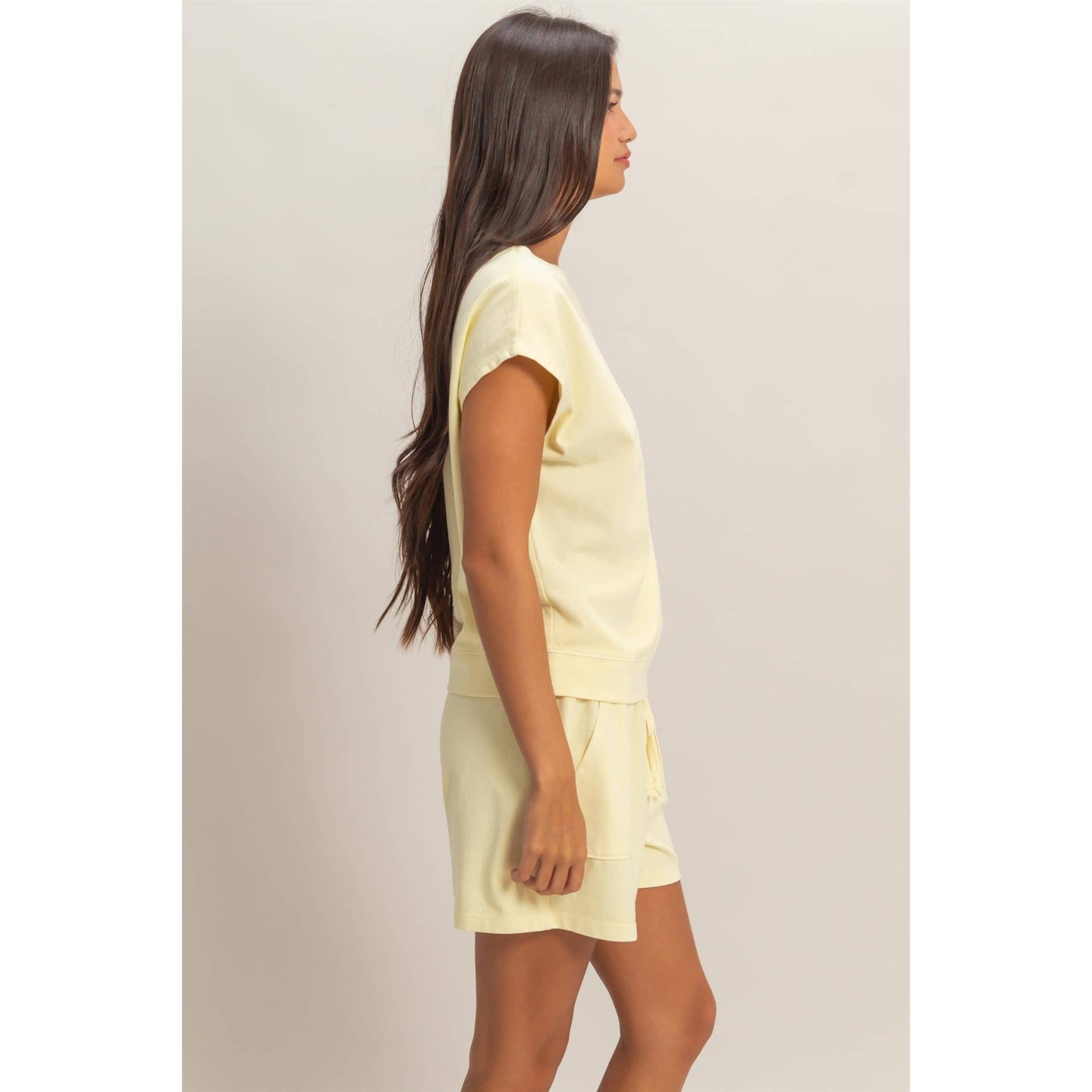 Sleeveless Crew Neck Top and Shorts Set: BLACK / S-M-L(2-2-2)