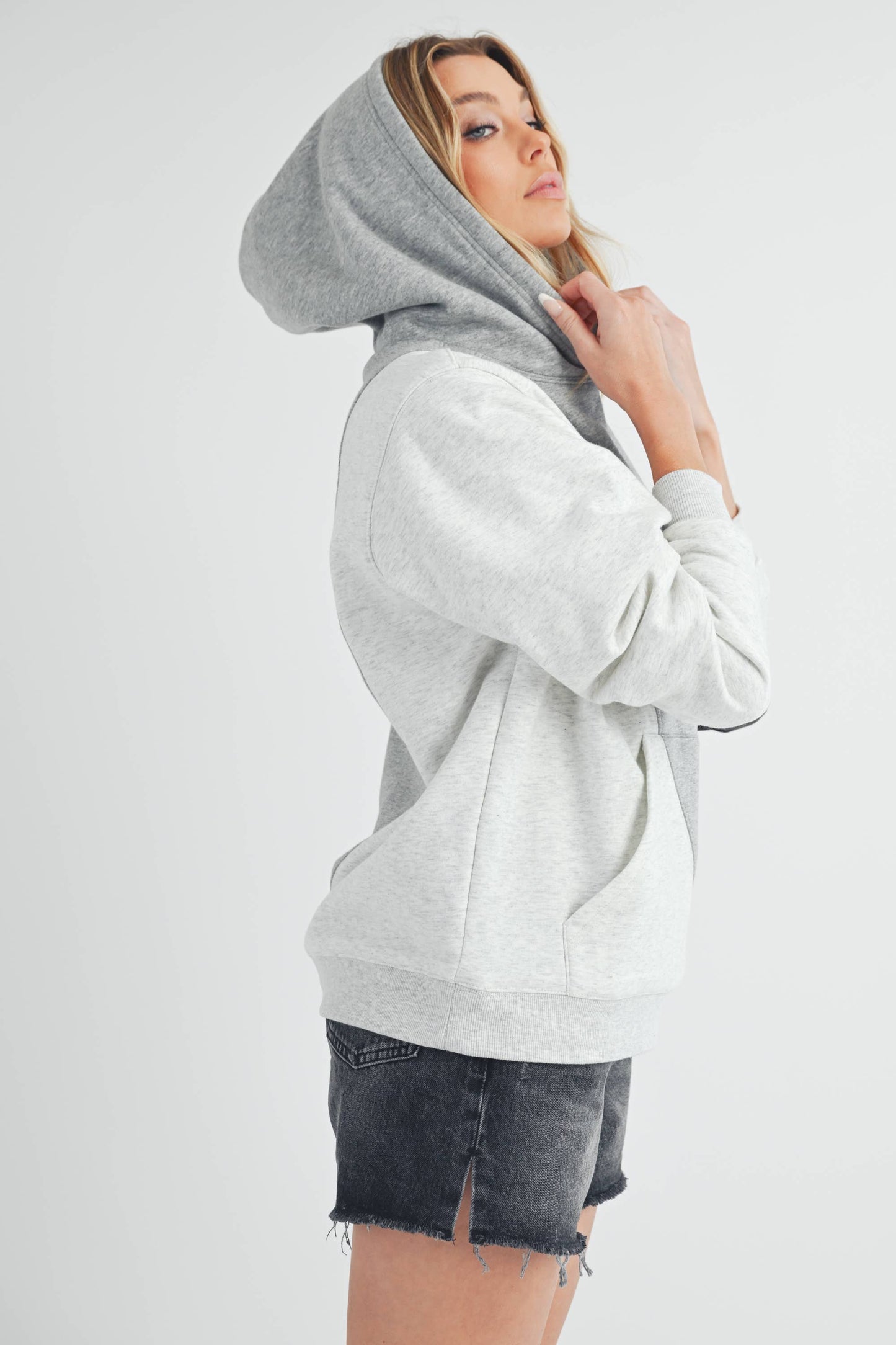 987EK Wavey Hoodie: Gray / Contemporary / L
