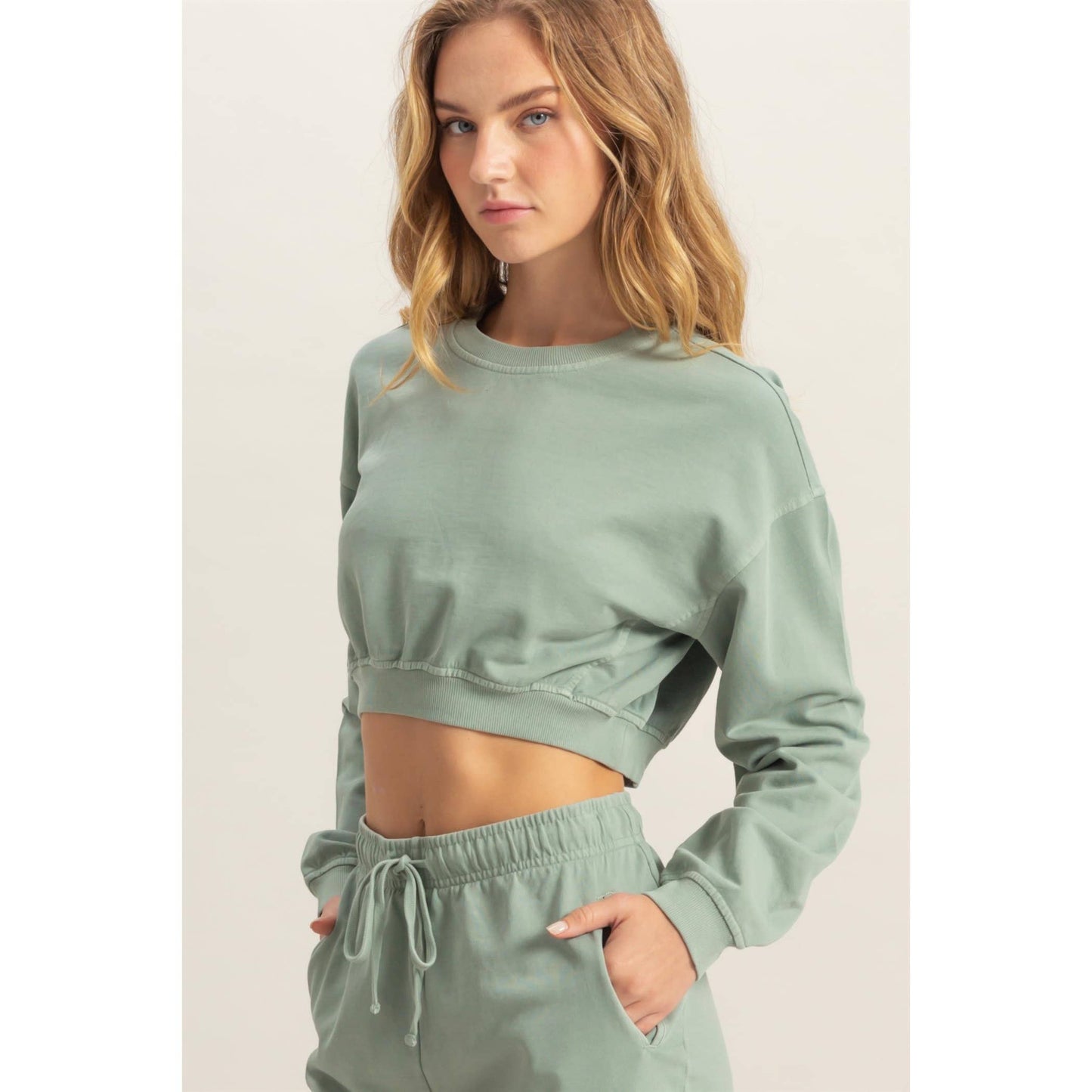 Crew Neck Long Sleeve Crop Sweatshirt: TURQUOISE / S-M-L(2-2-2)