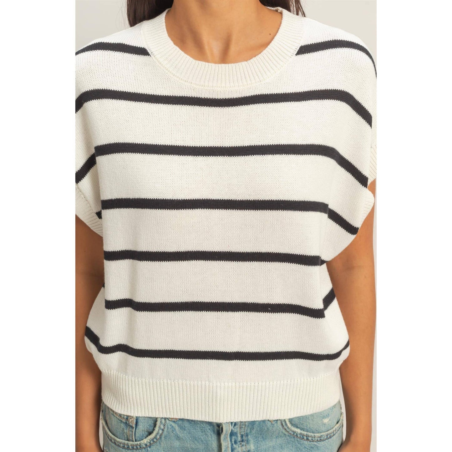 Striped Crew Neck Knit Top: BLACK / S-M-L(2-2-2)
