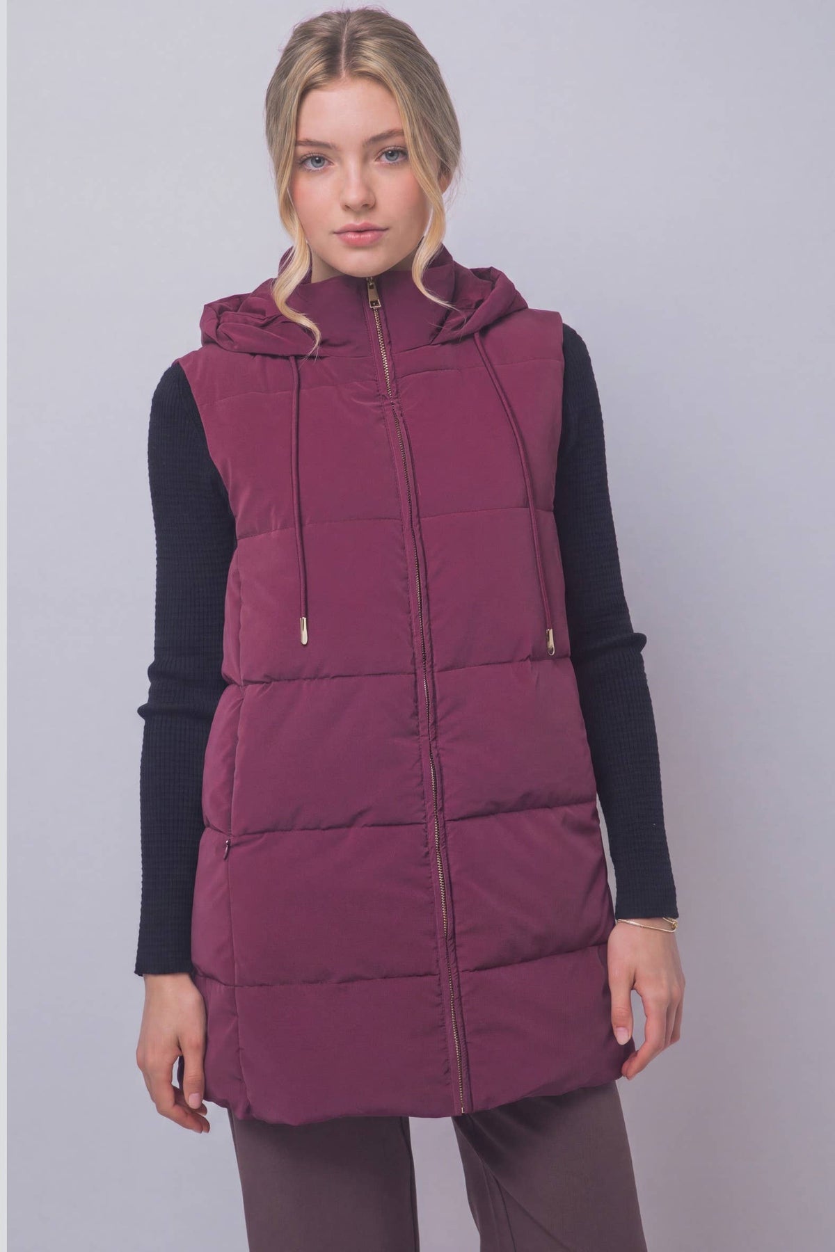 Long Hooded Puffer Vest: BLACK / 2-2-2(S-M-L)