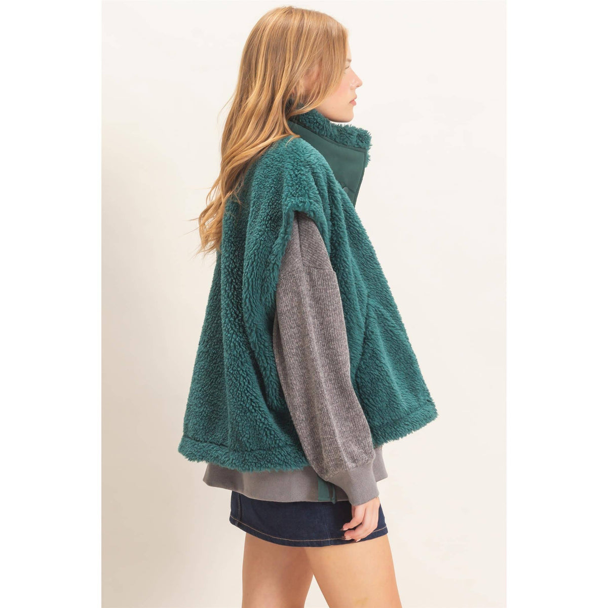 Sherpa Vest With Snap Closure: OLIVE / S-M-L(2-2-2)