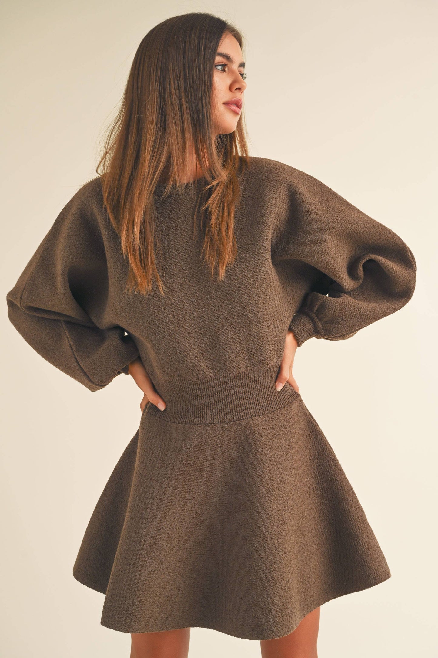 D2660   BALLON SLEEVE SWEATER DRESS: CREAM / S