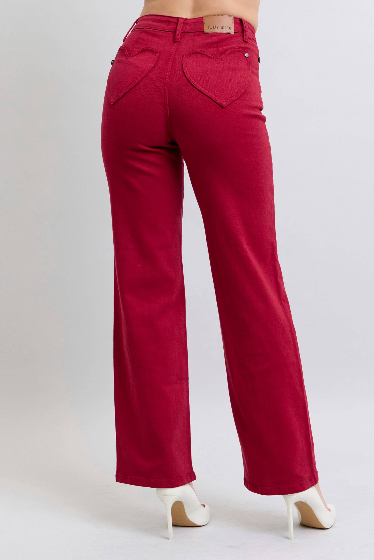 Heart Shaped Back Pockets High Waisted 90's Straight: Scarlet / 1(25)