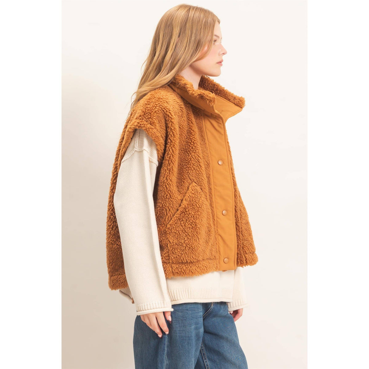 Sherpa Vest With Snap Closure: OLIVE / S-M-L(2-2-2)