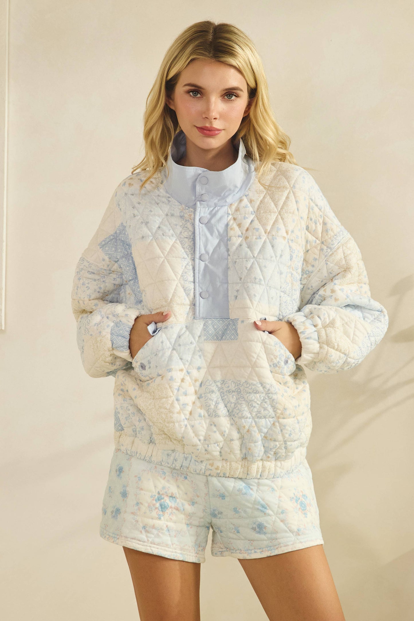 Textured Contrast printed Quarterzip Sweater: Pink Combo / S
