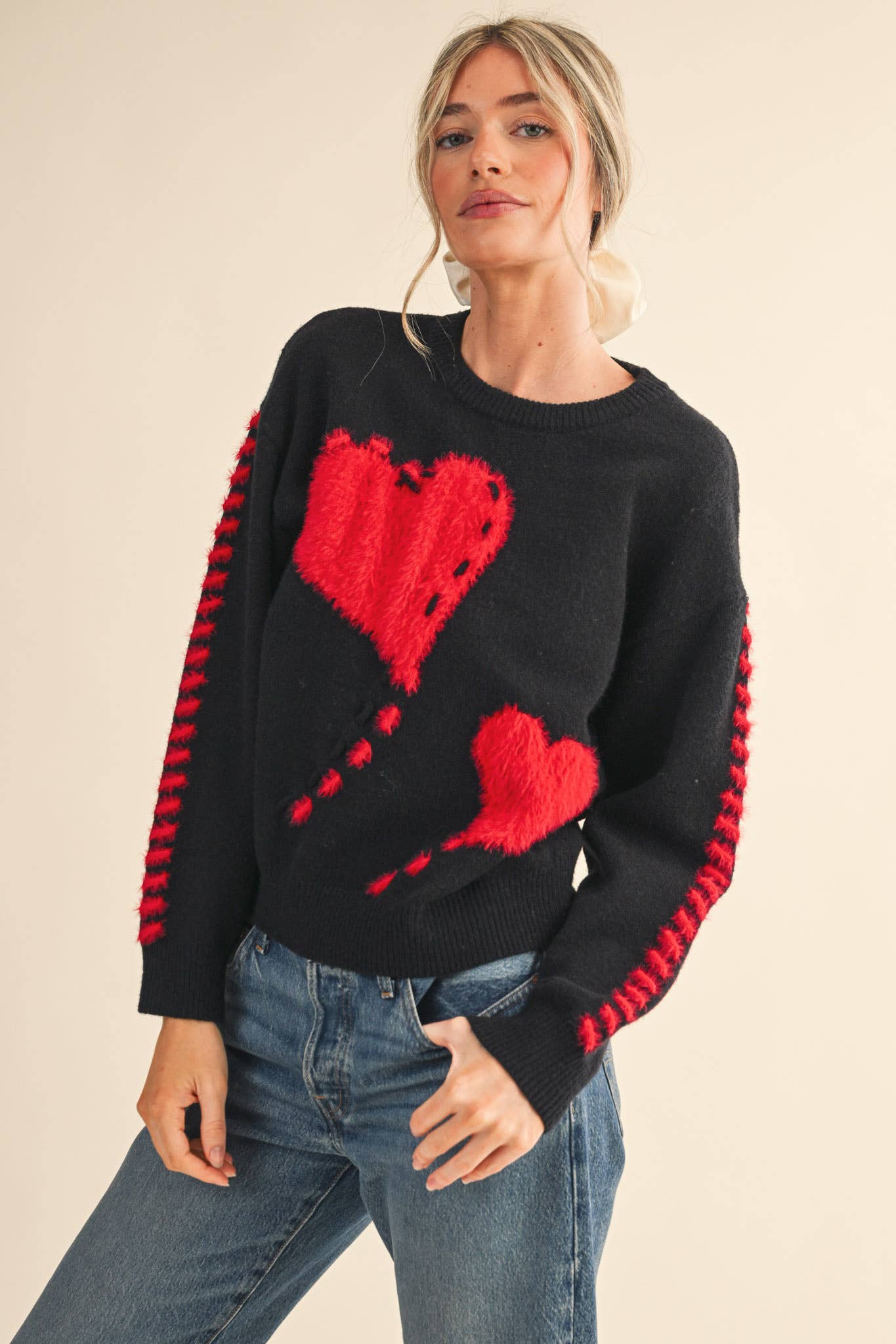 FUZZY HEART KNIT SWEATER WITH WHIP STITCH MSW10990: Red / M