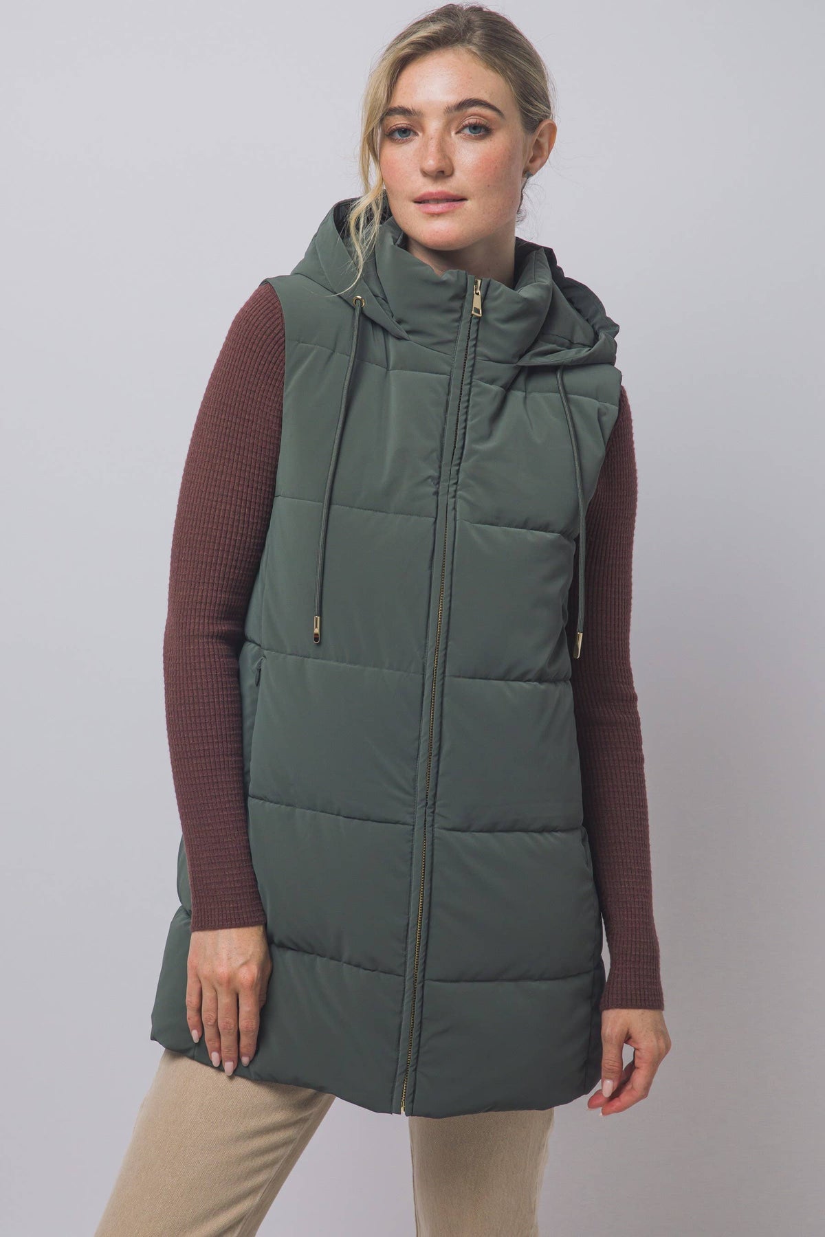 Long Hooded Puffer Vest: BLACK / 2-2-2(S-M-L)