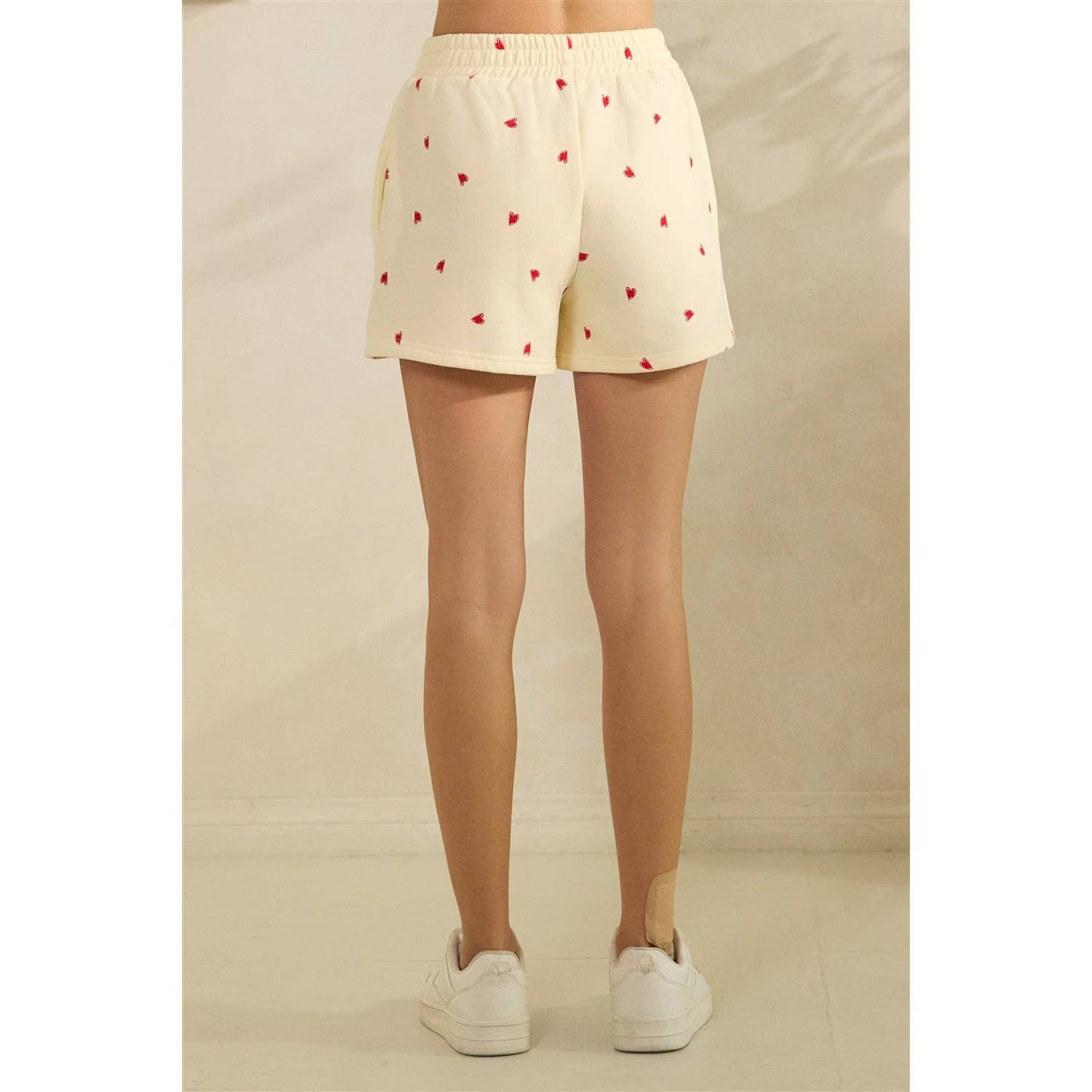 Printed Lounge Shorts: H. Grey/Red Heart / L