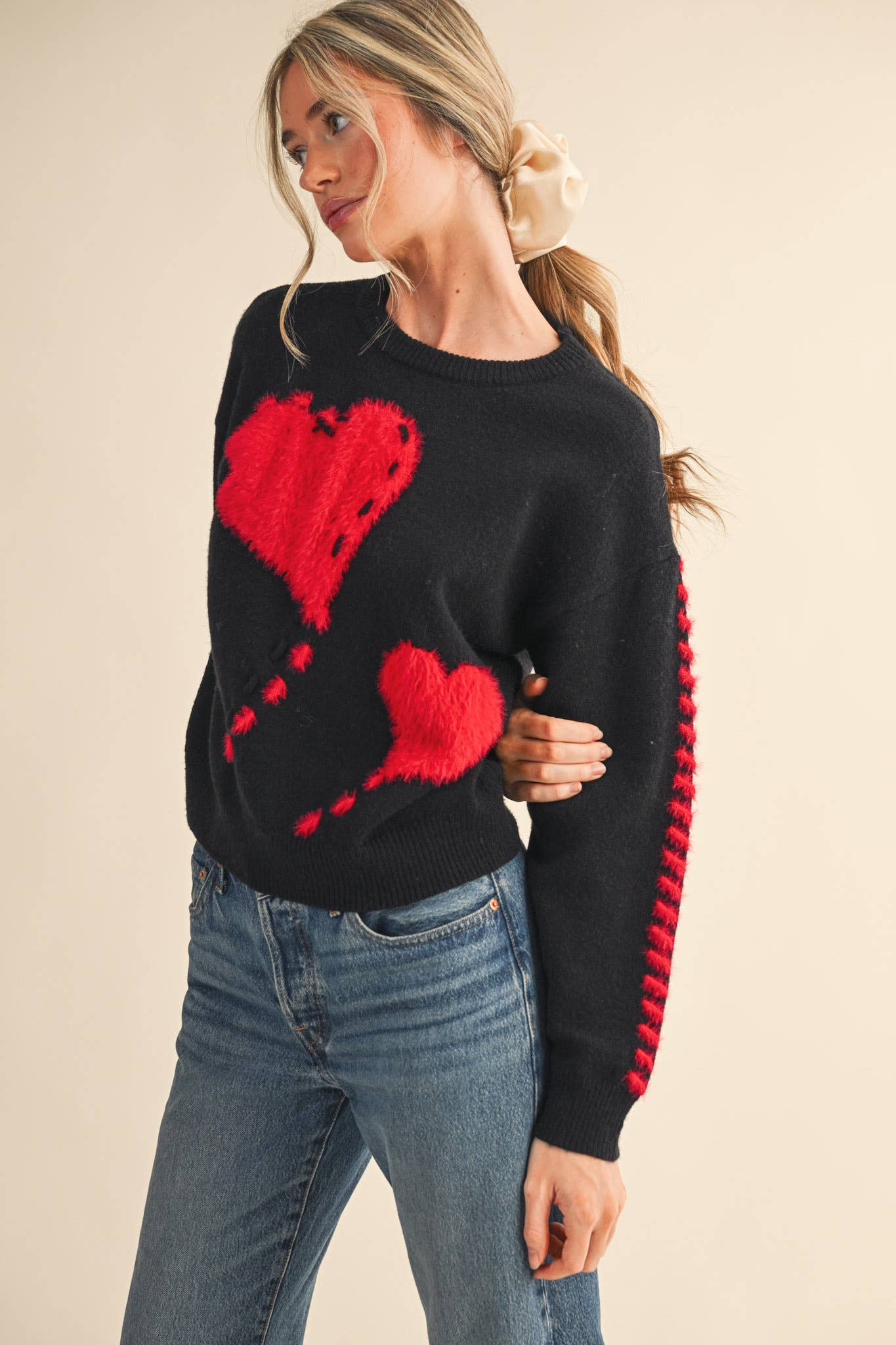 FUZZY HEART KNIT SWEATER WITH WHIP STITCH MSW10990: Red / S