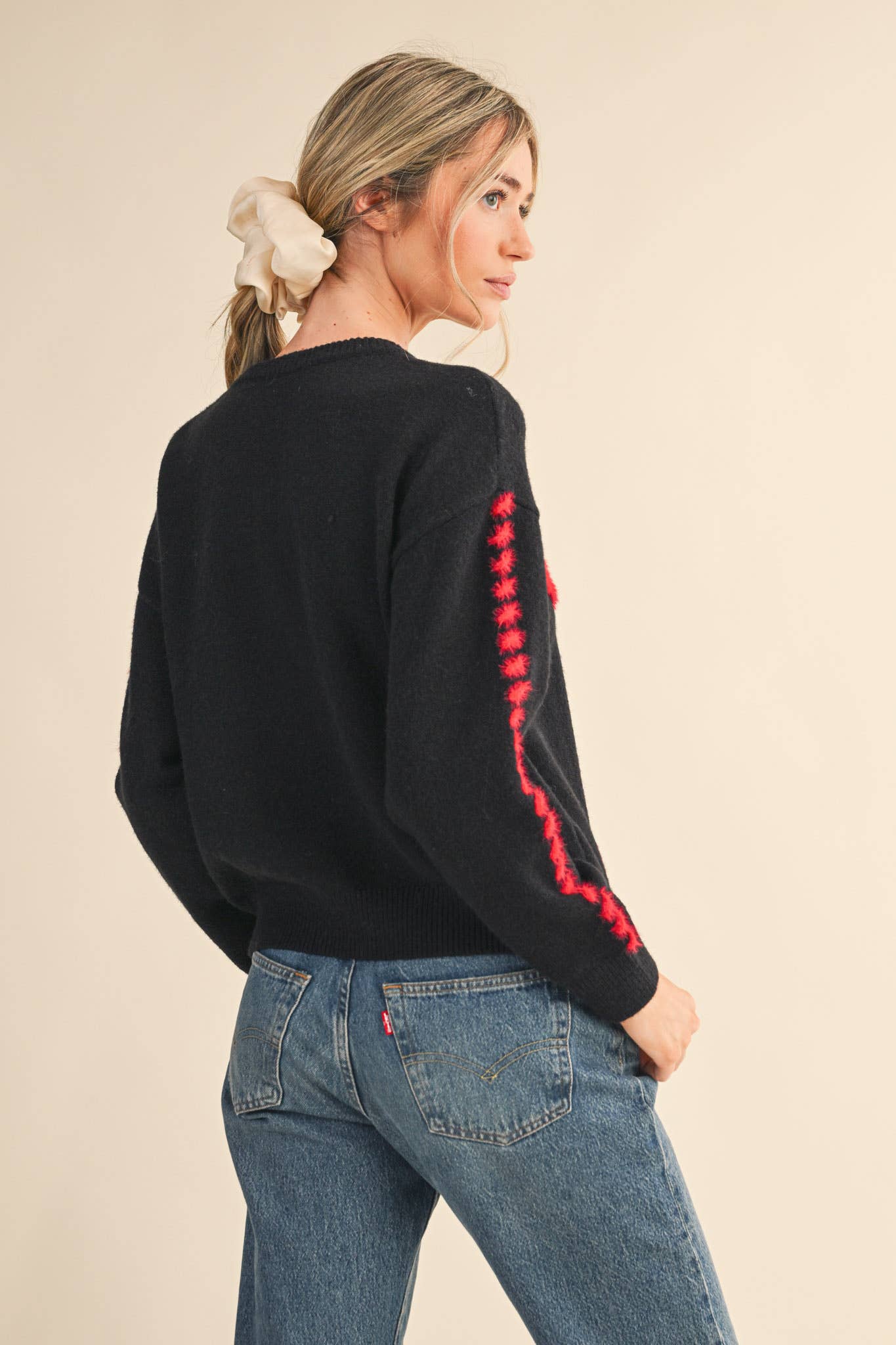 FUZZY HEART KNIT SWEATER WITH WHIP STITCH MSW10990: Red / L