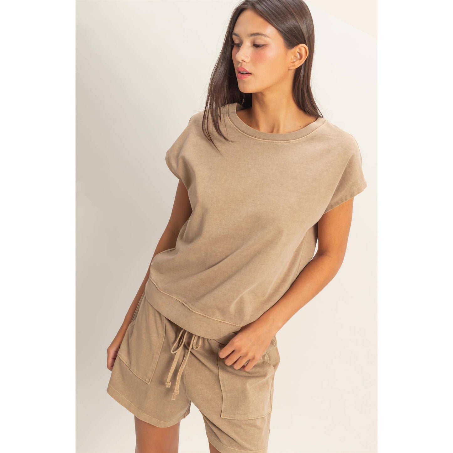 Sleeveless Crew Neck Top and Shorts Set: BLACK / S-M-L(2-2-2)