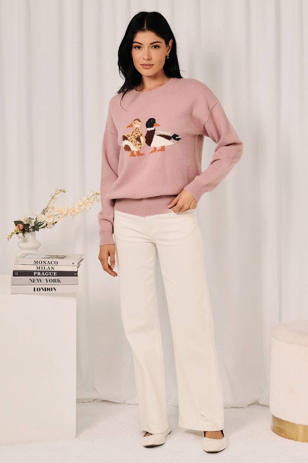 Round Neck Mallard Duck Graphic Long Sleeve Knit Sweater: LAVENDER / S