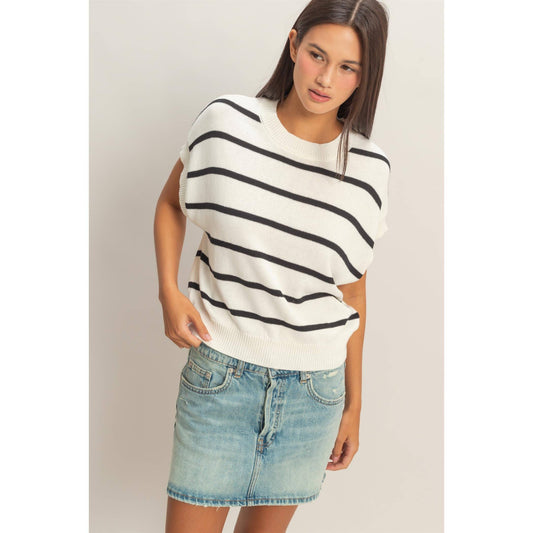 Striped Crew Neck Knit Top: BLACK / S-M-L(2-2-2)