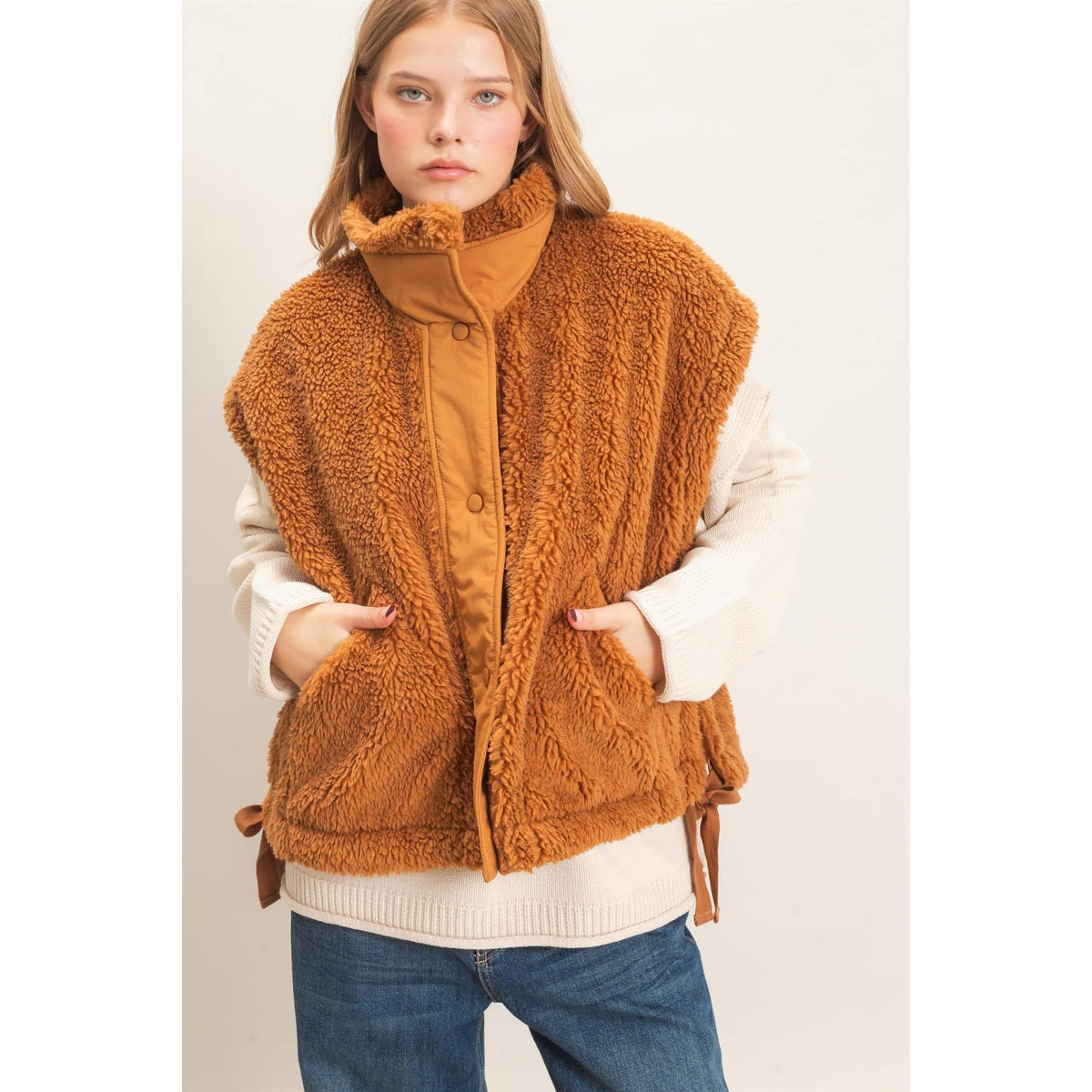 Sherpa Vest With Snap Closure: OLIVE / S-M-L(2-2-2)