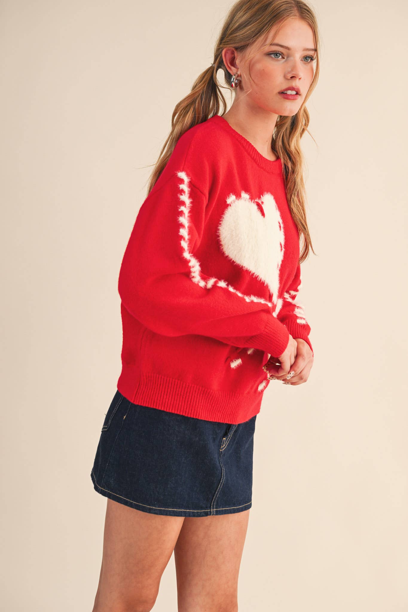 FUZZY HEART KNIT SWEATER WITH WHIP STITCH MSW10990: Red / M