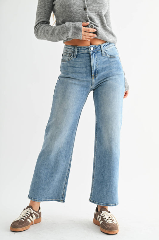 BP239J - MED - The Classic Wide Leg: 30