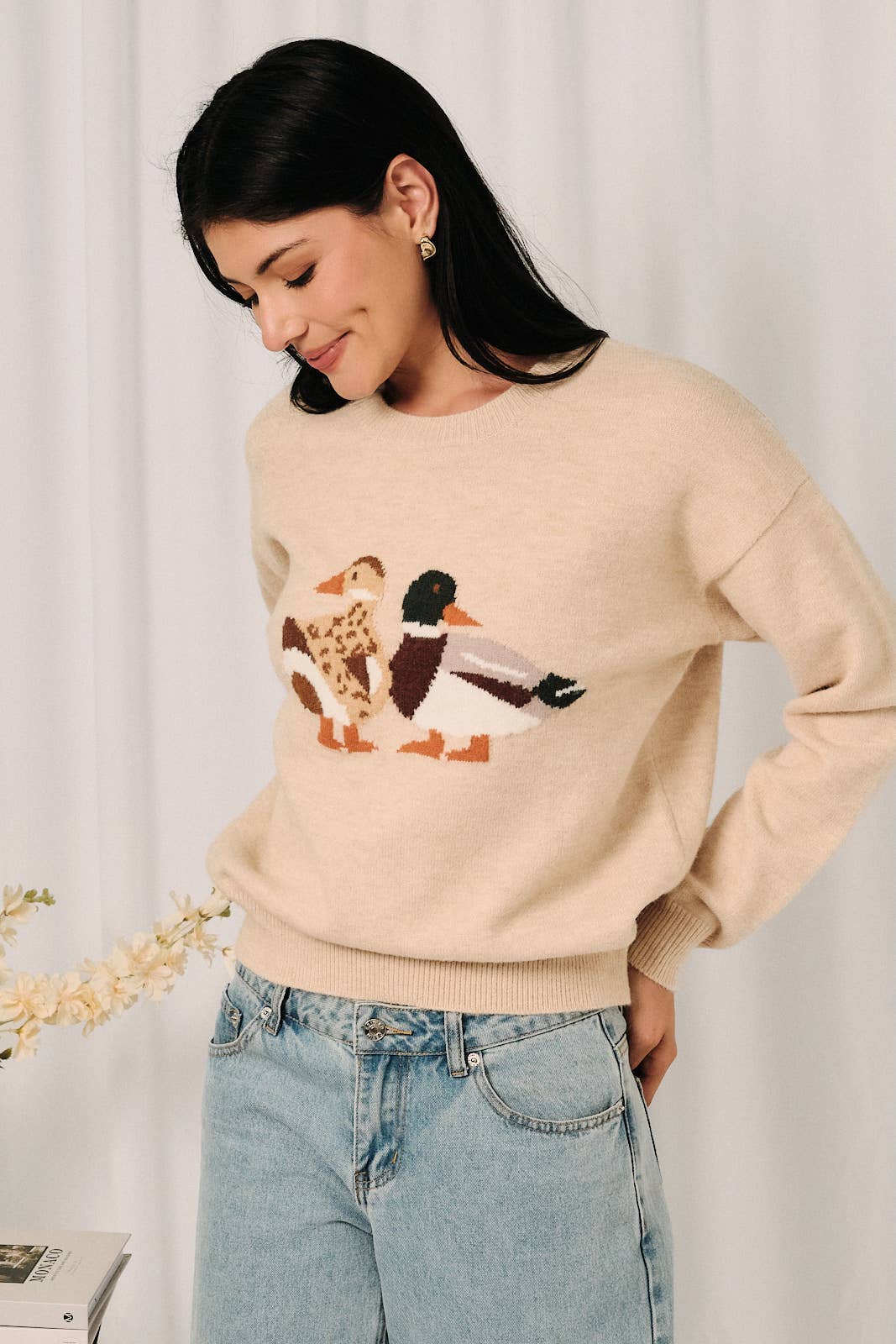 Round Neck Mallard Duck Graphic Long Sleeve Knit Sweater: LAVENDER / M