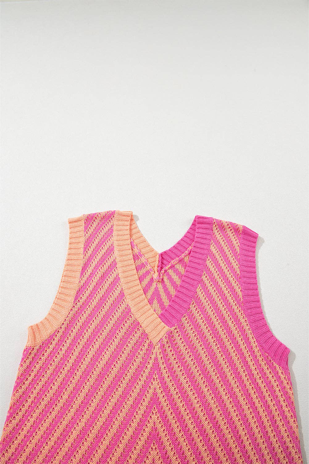 Strawberry Pink Contrast Chevron Knit V Neck Sweater Vest: Strawberry Pink / 100%Viscose / S