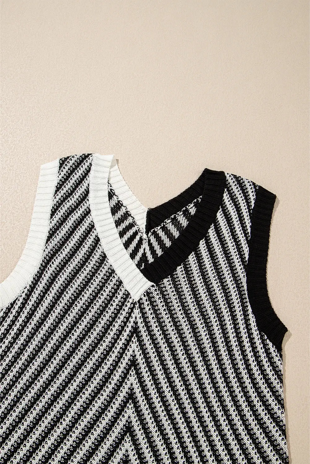 Strawberry Pink Contrast Chevron Knit V Neck Sweater Vest: Strawberry Pink / 100%Viscose / S