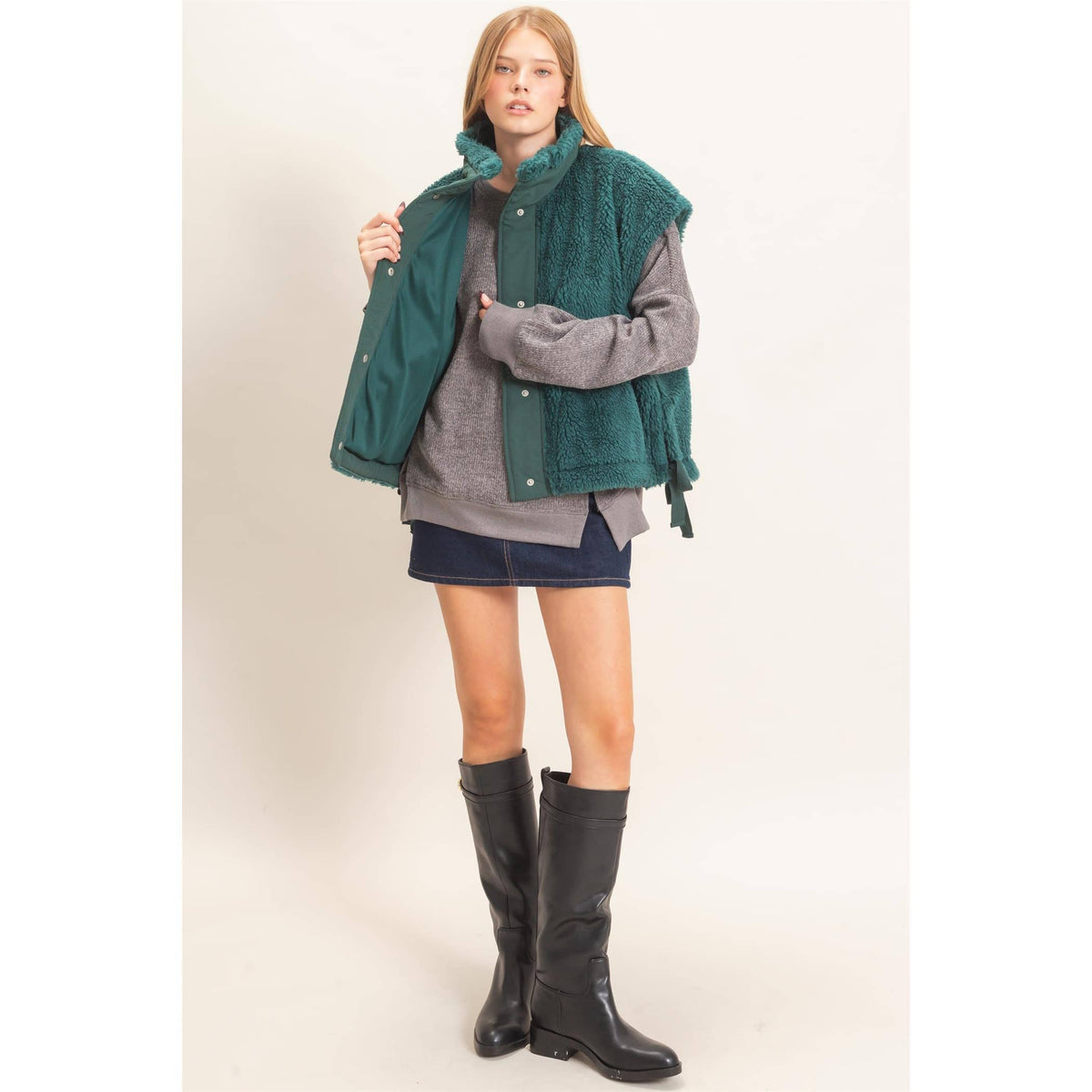 Sherpa Vest With Snap Closure: OLIVE / S-M-L(2-2-2)