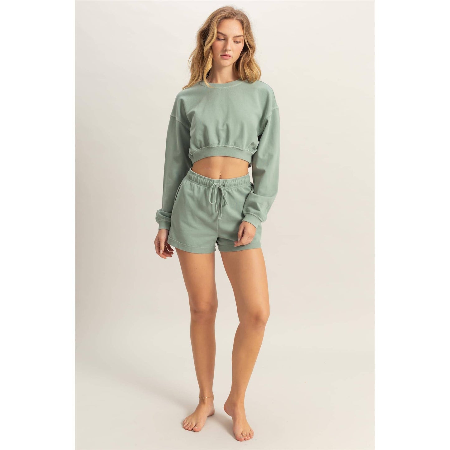 Crew Neck Long Sleeve Crop Sweatshirt: WISTERIA / S-M-L(2-2-2)